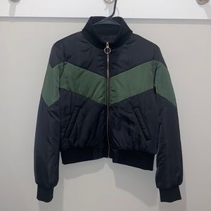 Cropped puffer jacket